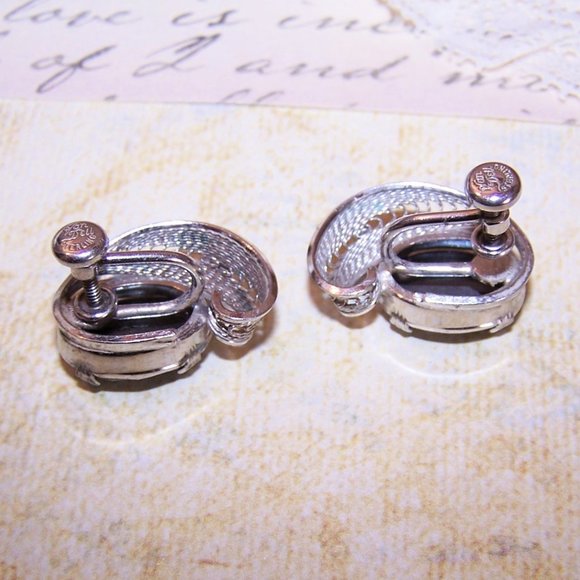 Van Dell Sterling Silver Hematite Filigree Earrings - Screwback Findings - Picture 6 of 7